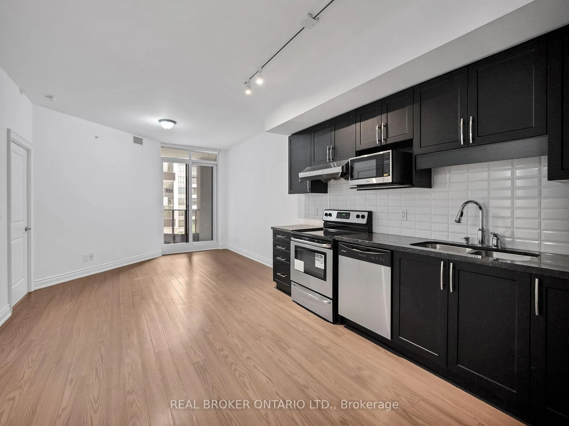Photo 4 of Unit 601, 89 South Town Centre Boulevard, Markham, Unionville — HOMEH