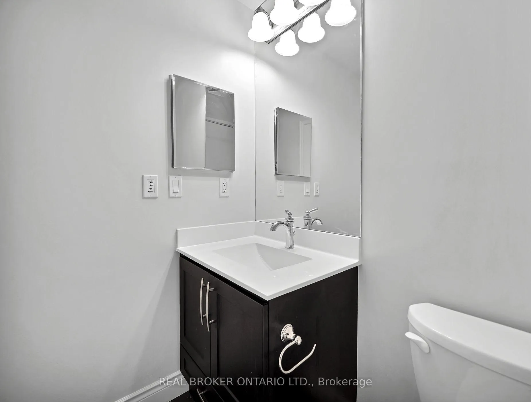 Photo 13 of Unit 601, 89 South Town Centre Boulevard, Markham, Unionville — HOMEH