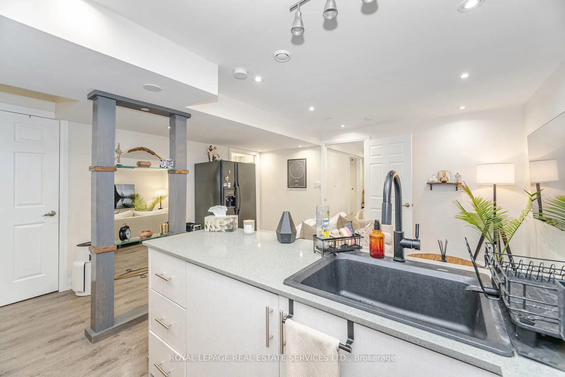 Photo 34 of 52 Wildberry Crescent, Brampton, Sandringham-Wellington — HOMEH