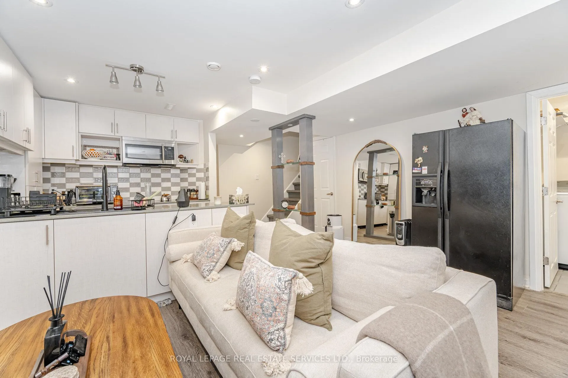 Photo 36 of 52 Wildberry Crescent, Brampton, Sandringham-Wellington — HOMEH