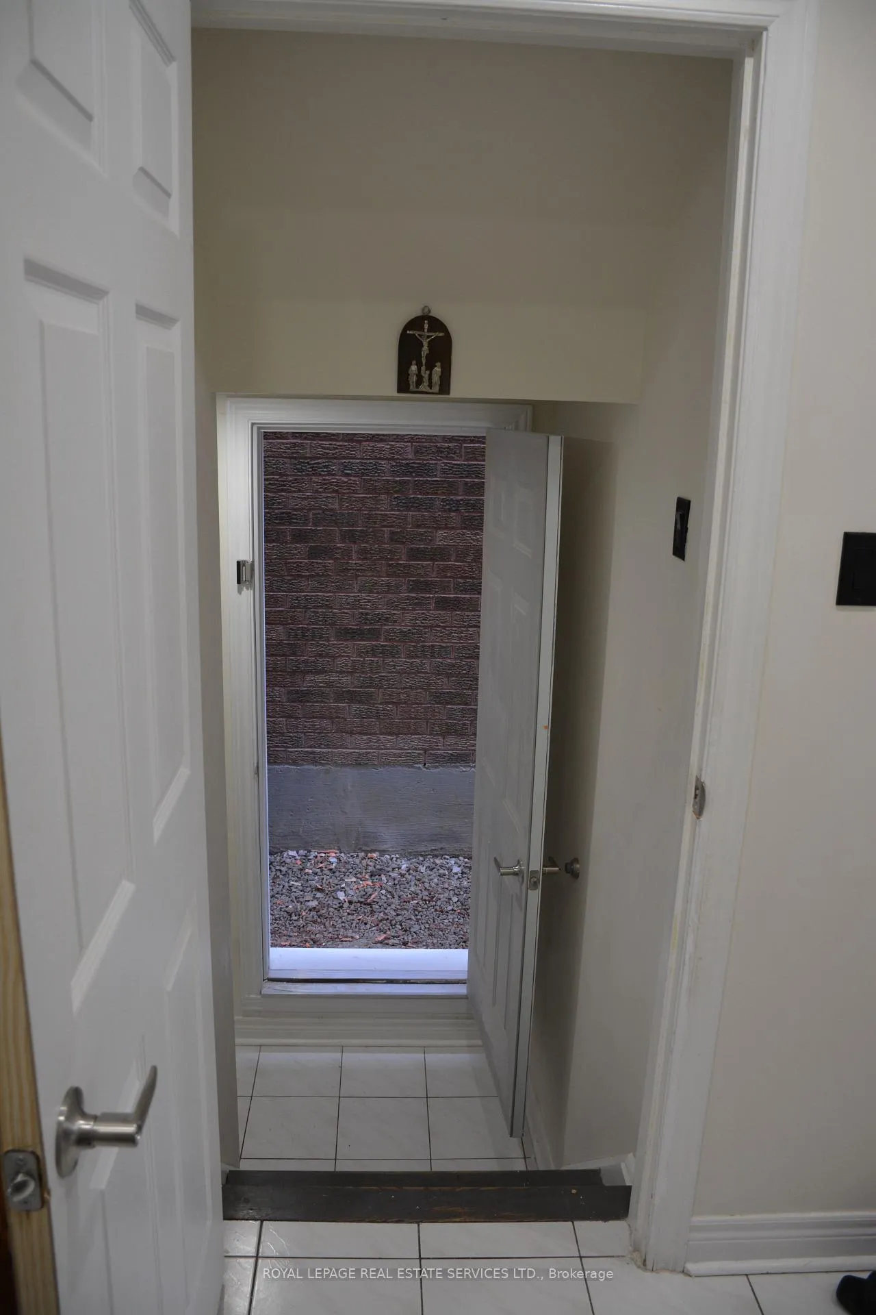 Photo 49 of 52 Wildberry Crescent, Brampton, Sandringham-Wellington — HOMEH