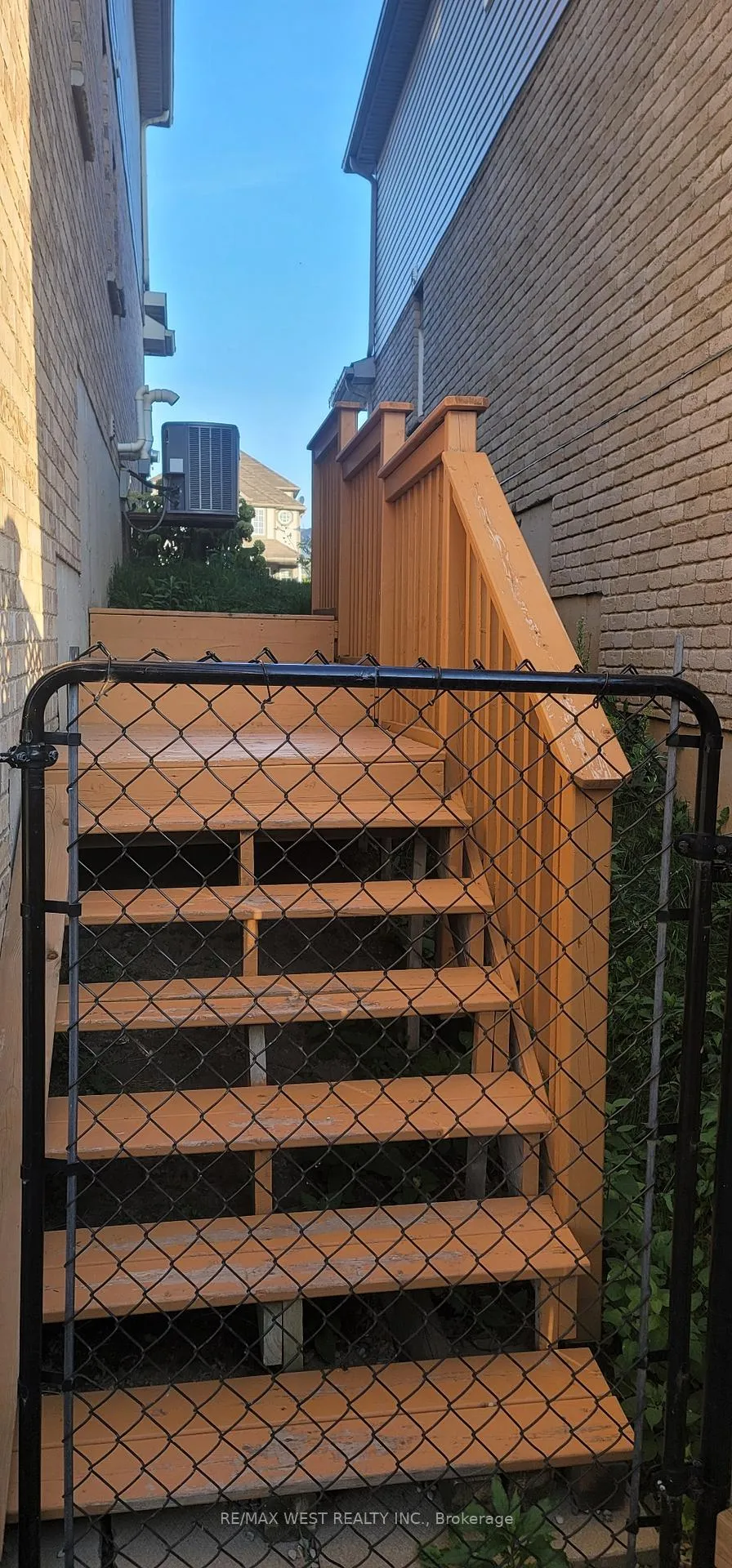 Photo 13 of Unit Basement, 171 Westmeadow Drive, Kitchener — HOMEH