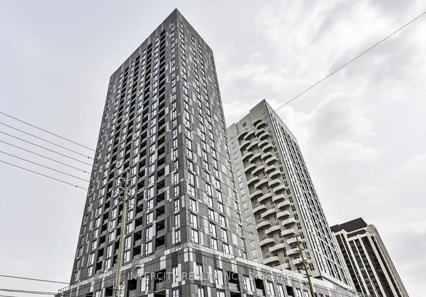 Photo 1 of Unit 622, 498 Caldari Road, Vaughan, Concord — HOMEH