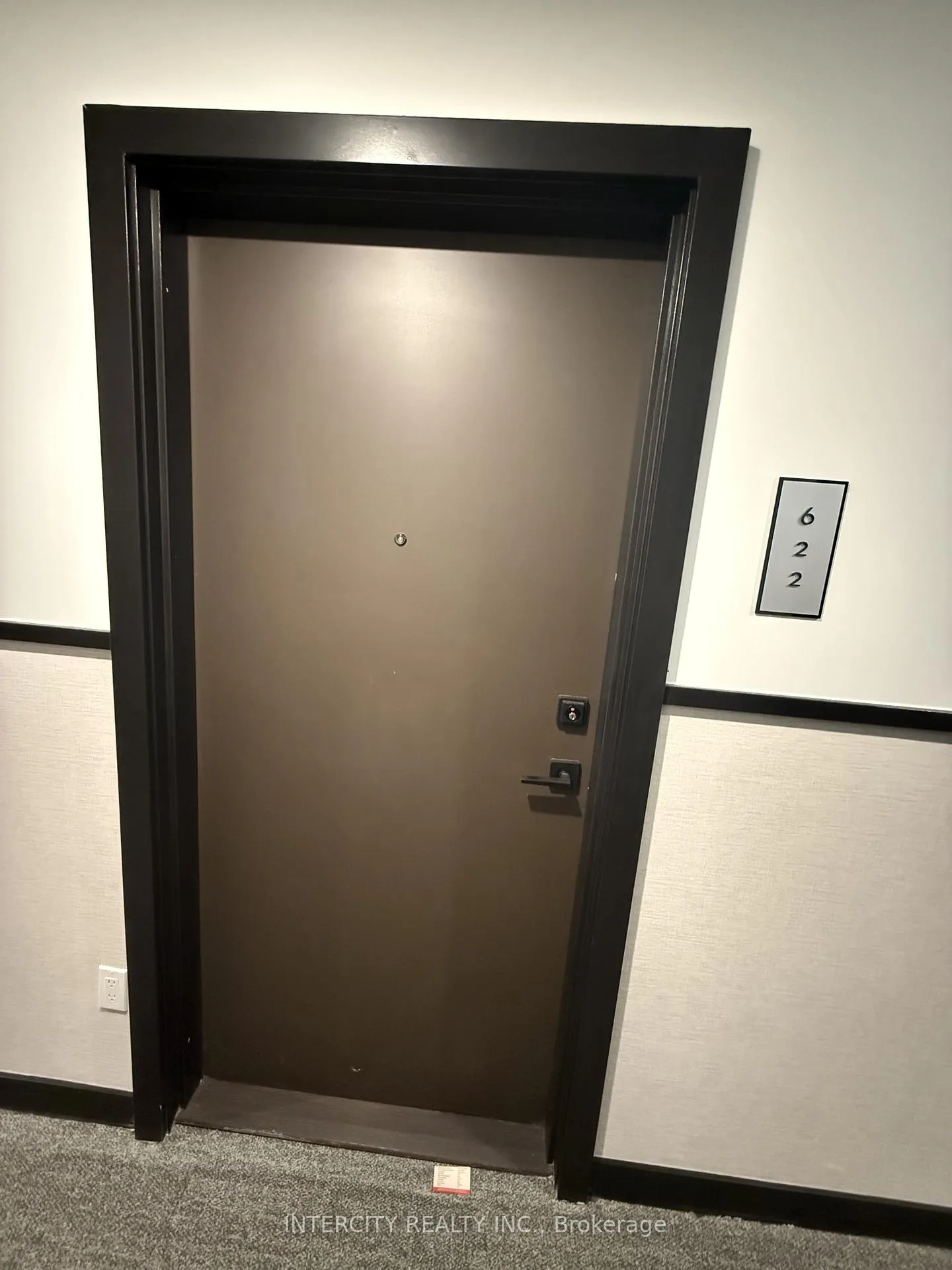 Photo 3 of Unit 622, 498 Caldari Road, Vaughan, Concord — HOMEH