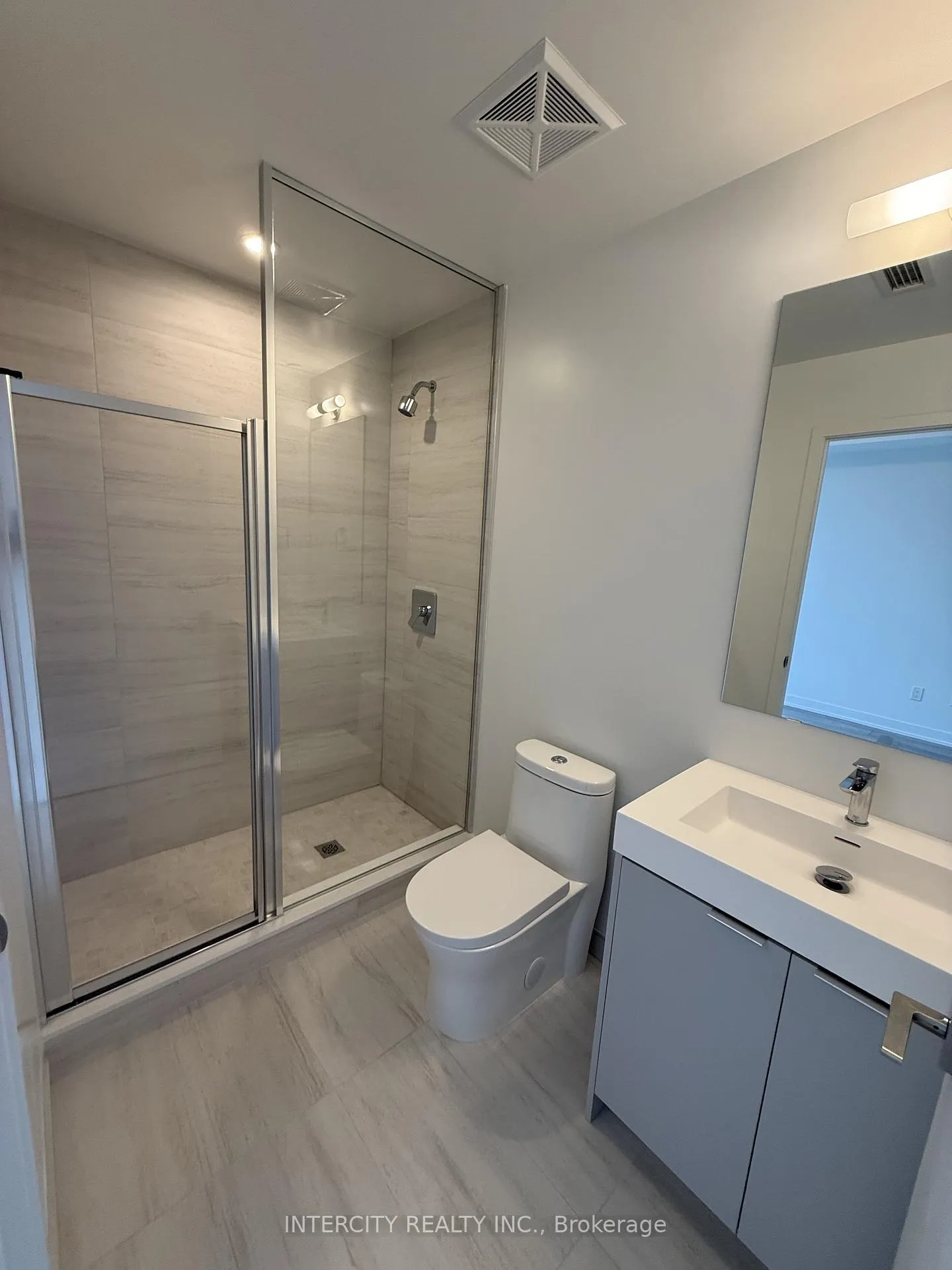 Photo 7 of Unit 622, 498 Caldari Road, Vaughan, Concord — HOMEH
