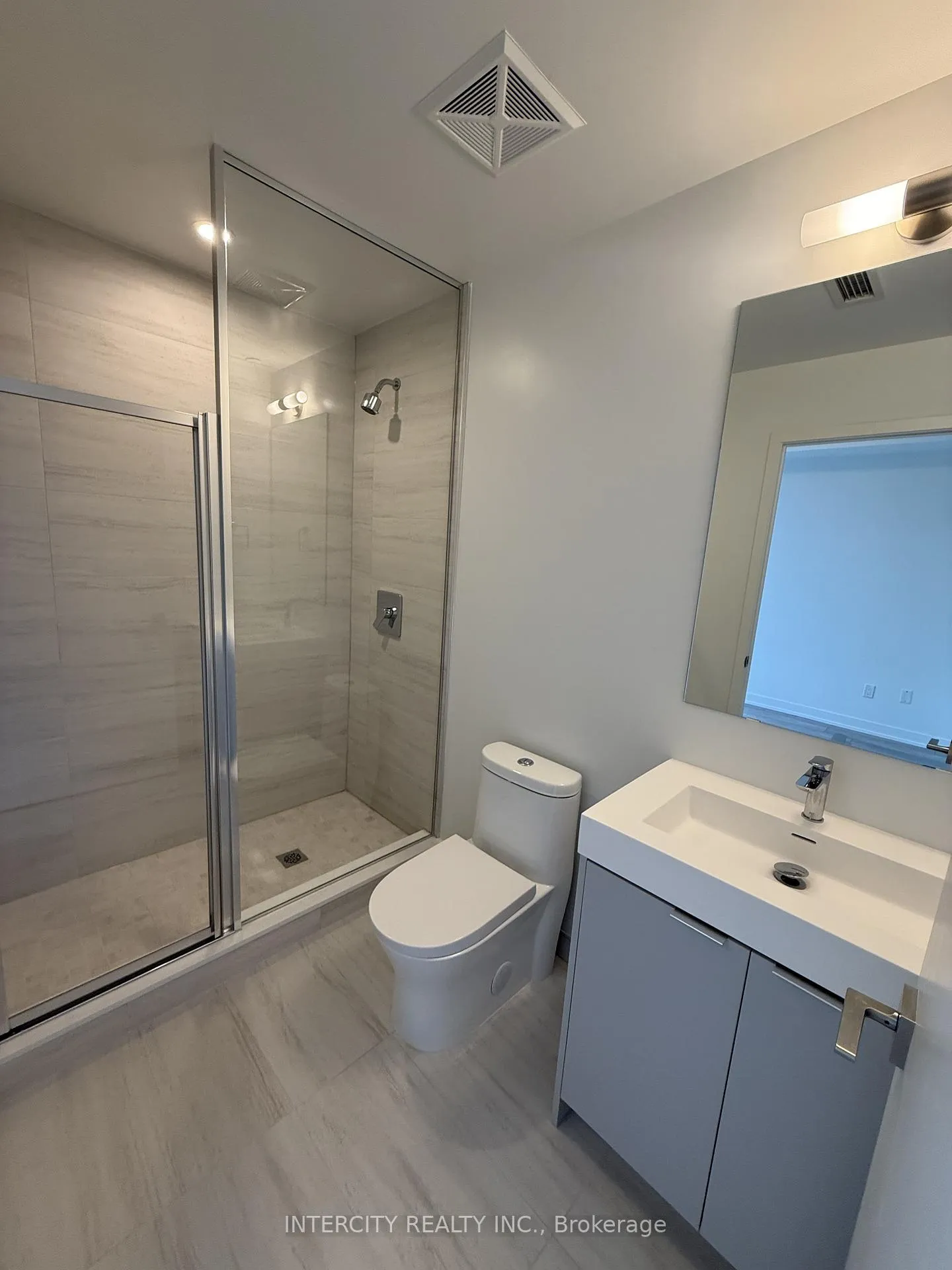 Photo 8 of Unit 622, 498 Caldari Road, Vaughan, Concord — HOMEH