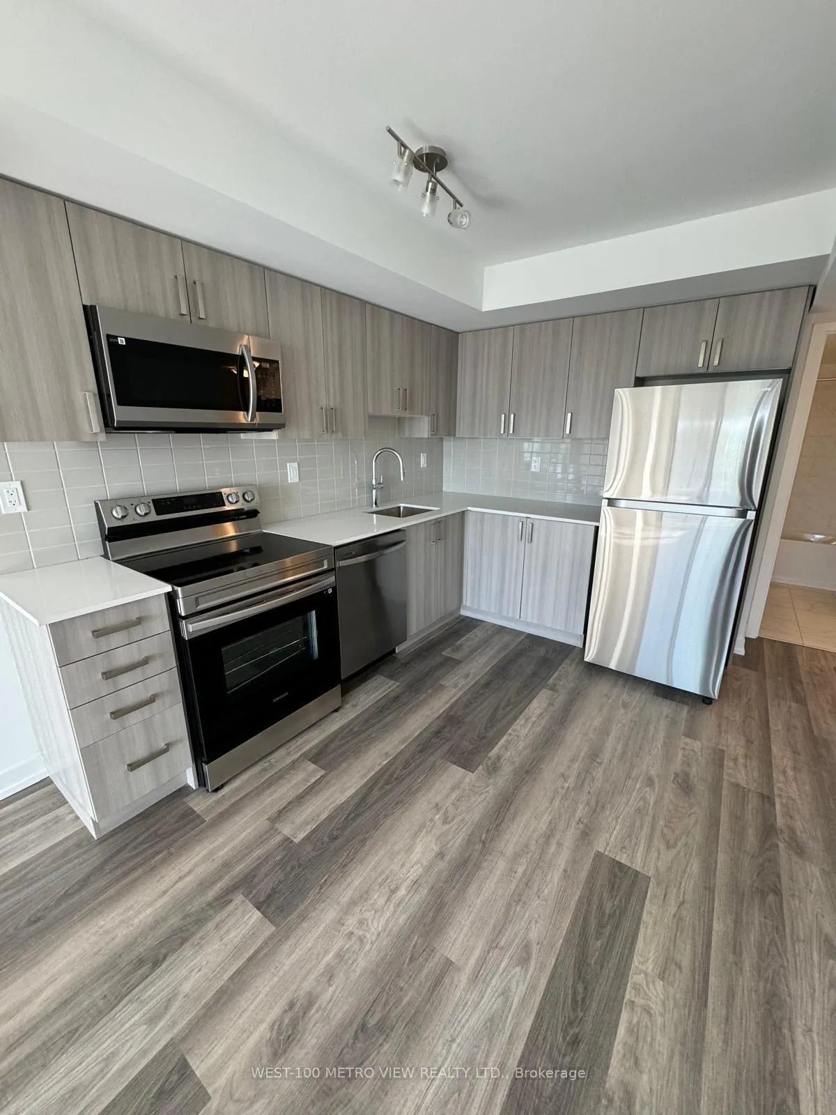 Photo 7 of Unit 215, 1435 Celebration Drive, Pickering, Bay Ridges — HOMEH