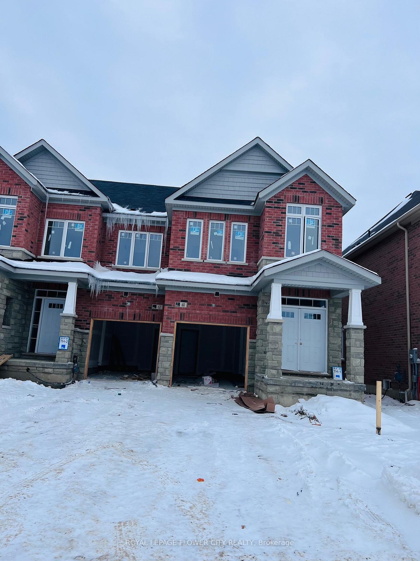 Front of 60 Tundra Road
