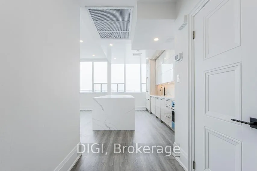 Photo 4 of Unit PH1, 400 Walmer Road, Toronto, Forest Hill South — HOMEH