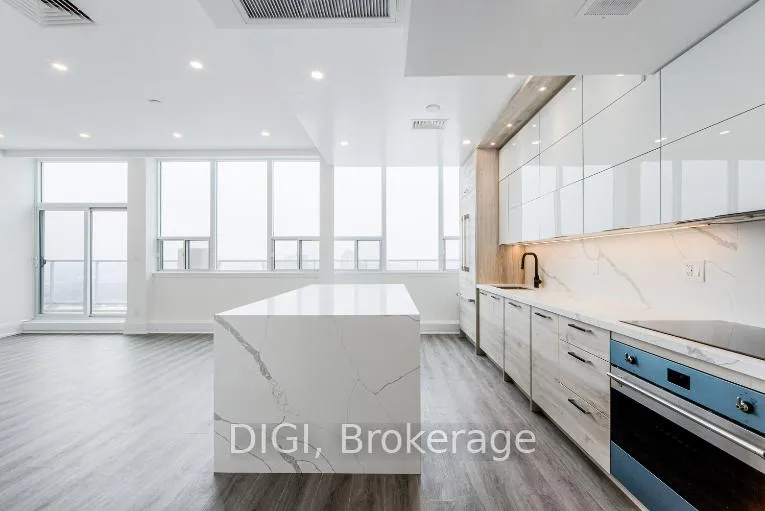 Photo 5 of Unit PH1, 400 Walmer Road, Toronto, Forest Hill South — HOMEH