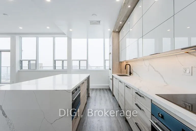 Photo 6 of Unit PH1, 400 Walmer Road, Toronto, Forest Hill South — HOMEH