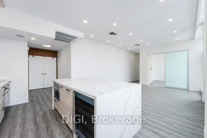 Photo 10 of Unit PH1, 400 Walmer Road, Toronto, Forest Hill South — HOMEH