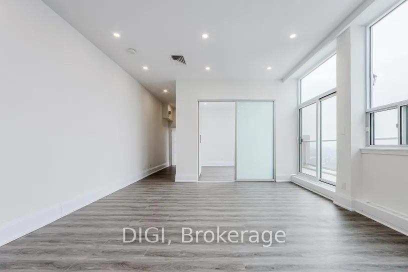 Photo 13 of Unit PH1, 400 Walmer Road, Toronto, Forest Hill South — HOMEH