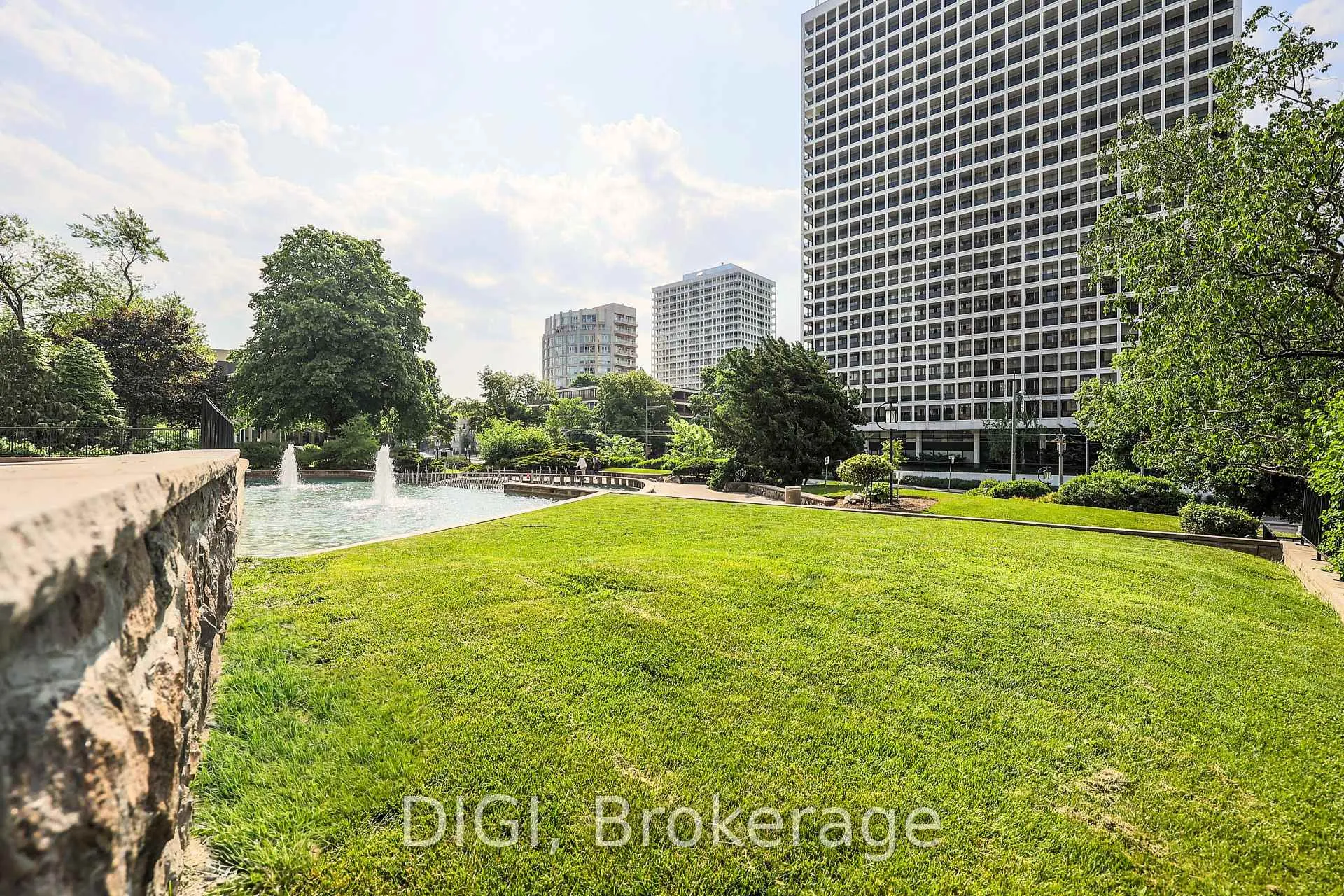 Photo 41 of Unit PH1, 400 Walmer Road, Toronto, Forest Hill South — HOMEH