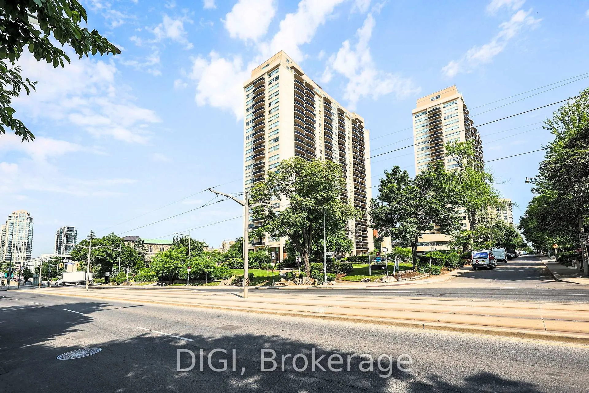 Photo 42 of Unit PH1, 400 Walmer Road, Toronto, Forest Hill South — HOMEH