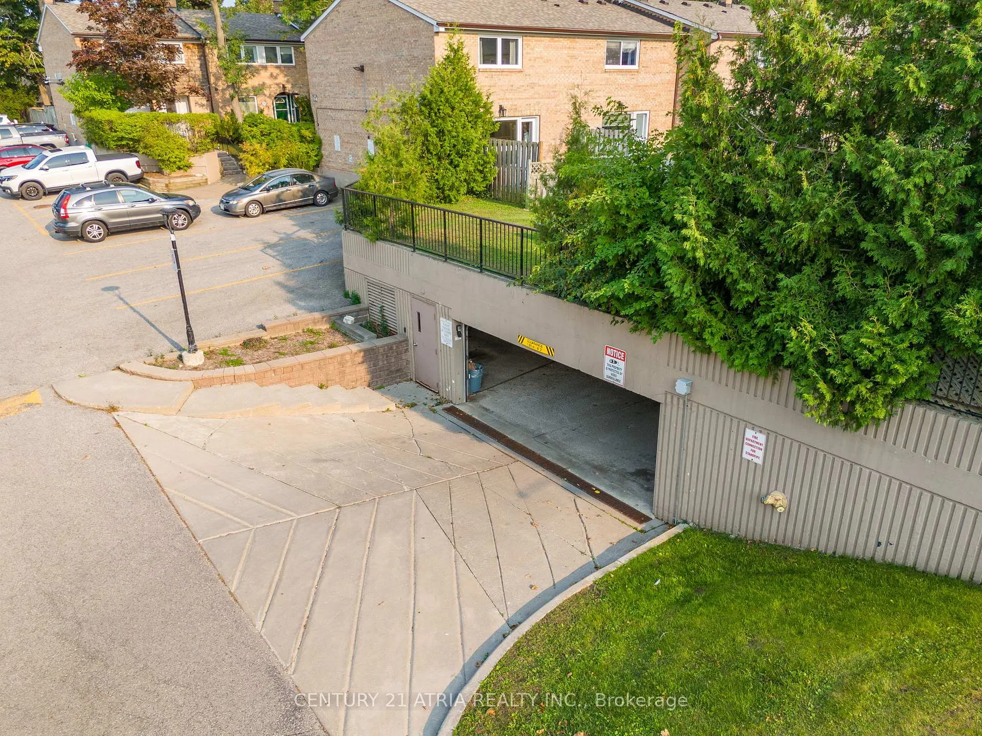 Photo 3 of Unit 45, 1 Wootten Way S, Markham, Sherwood-Amberglen — HOMEH
