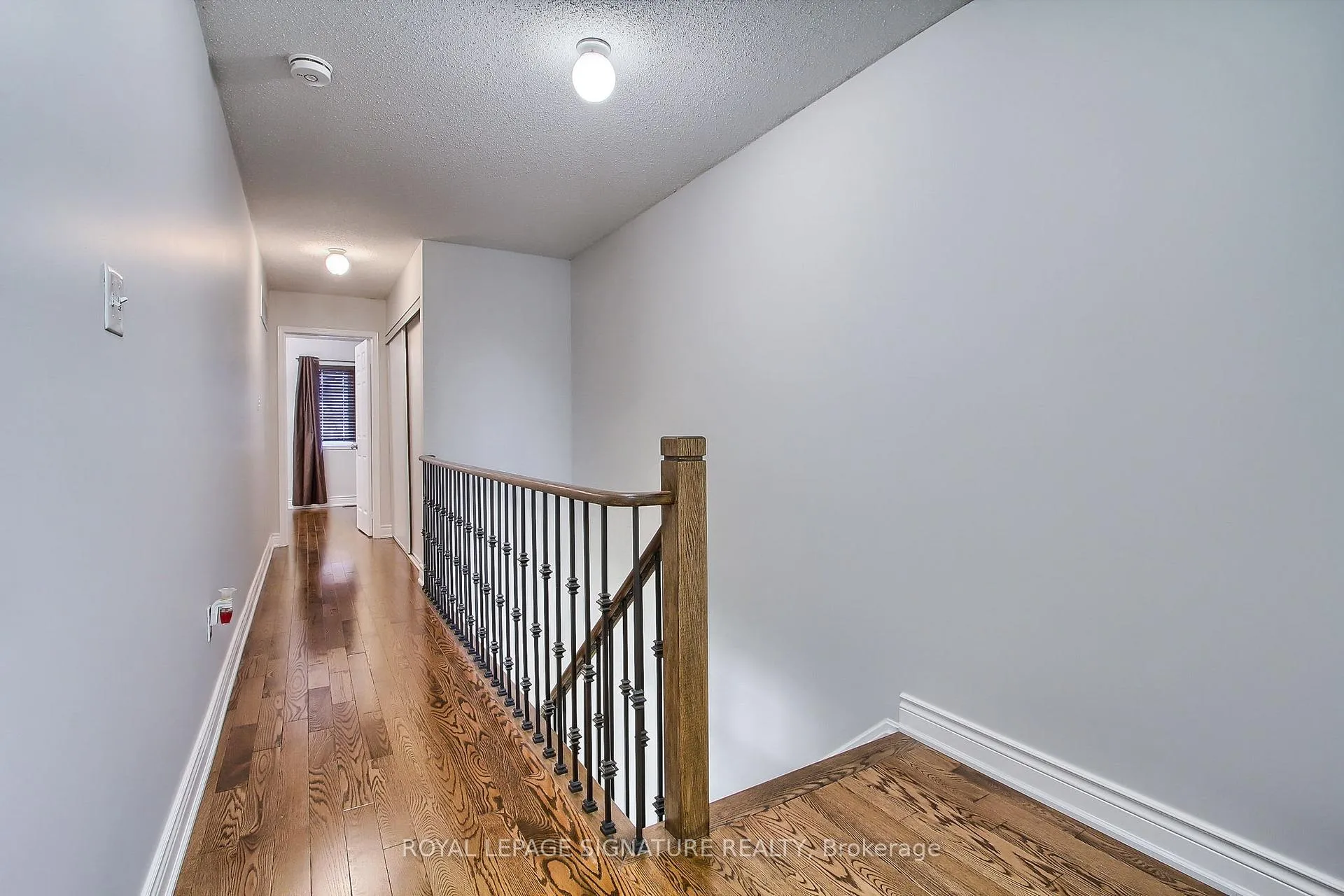 Photo 18 of 131 Tara Crescent, Markham, Cedarwood — HOMEH