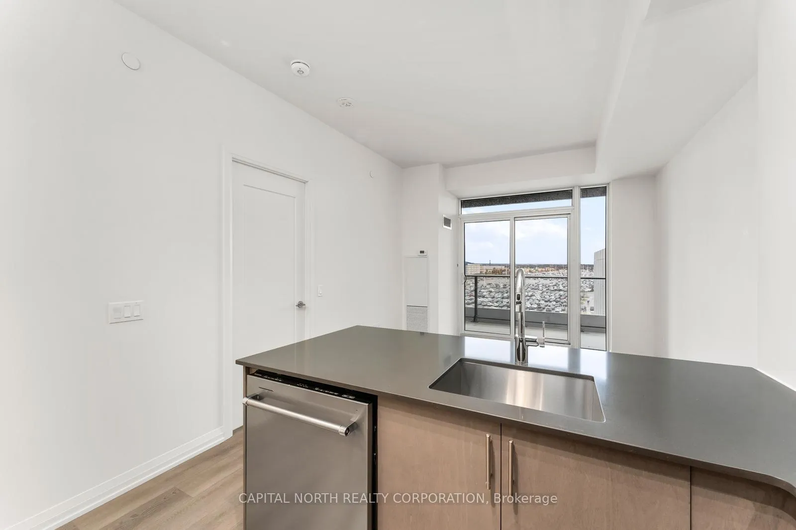 Photo 11 of Unit 617, 8960 Jane Street, Vaughan, Vellore Village — HOMEH