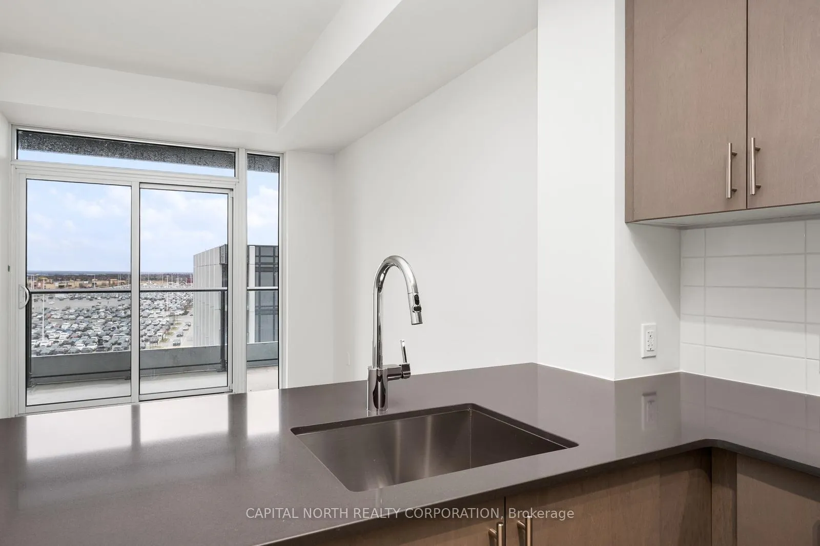 Photo 12 of Unit 617, 8960 Jane Street, Vaughan, Vellore Village — HOMEH