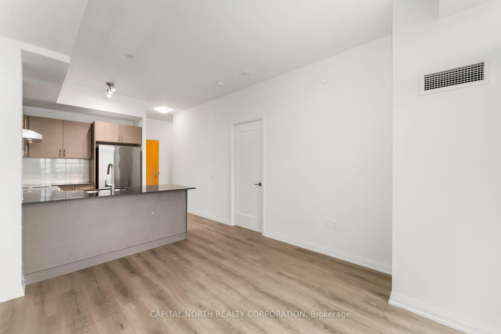 Photo 17 of Unit 617, 8960 Jane Street, Vaughan, Vellore Village — HOMEH