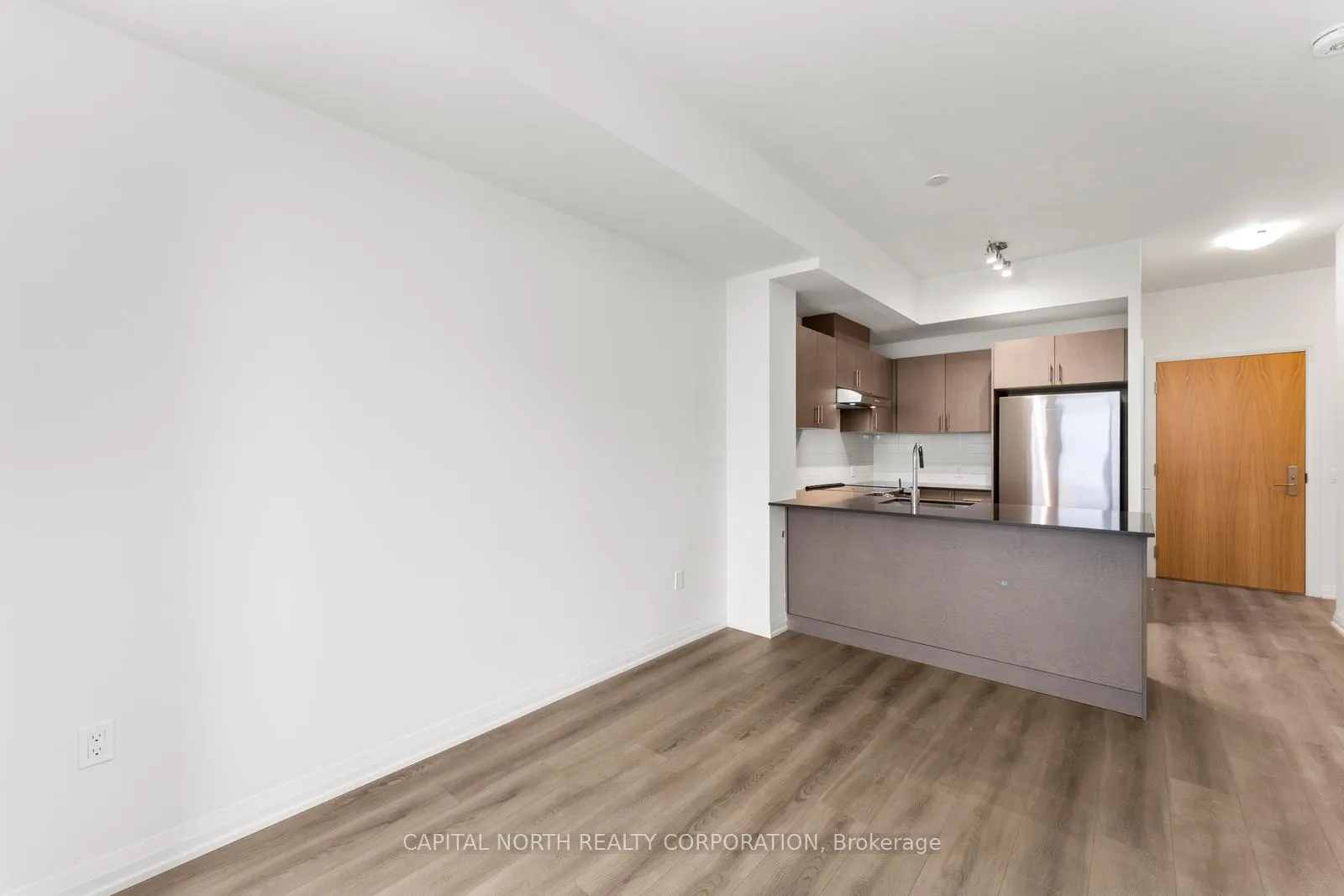 Photo 18 of Unit 617, 8960 Jane Street, Vaughan, Vellore Village — HOMEH