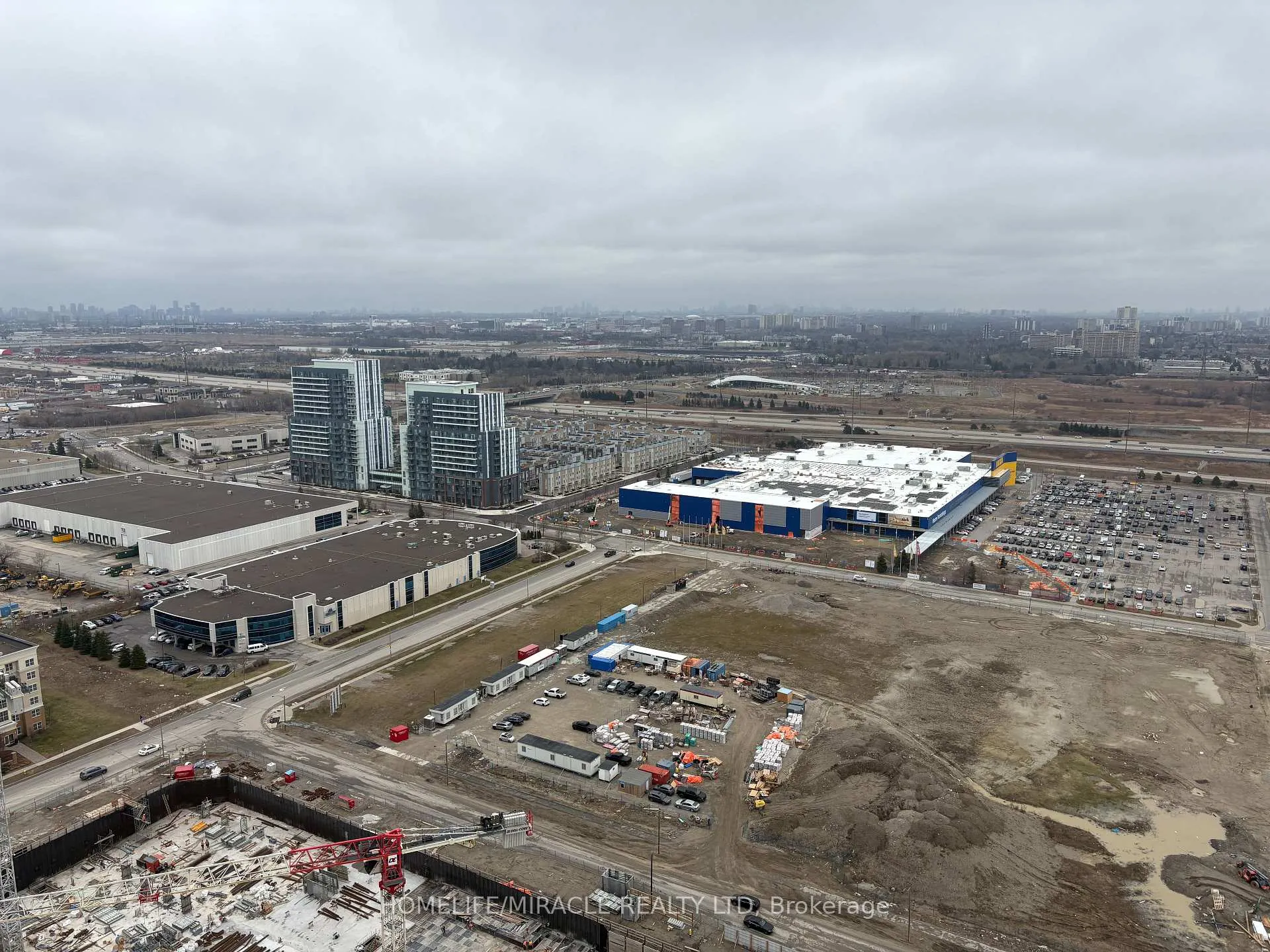 Photo 5 of Unit 3706, 195 Commerce Street, Vaughan, Vaughan Corporate Centre — HOMEH