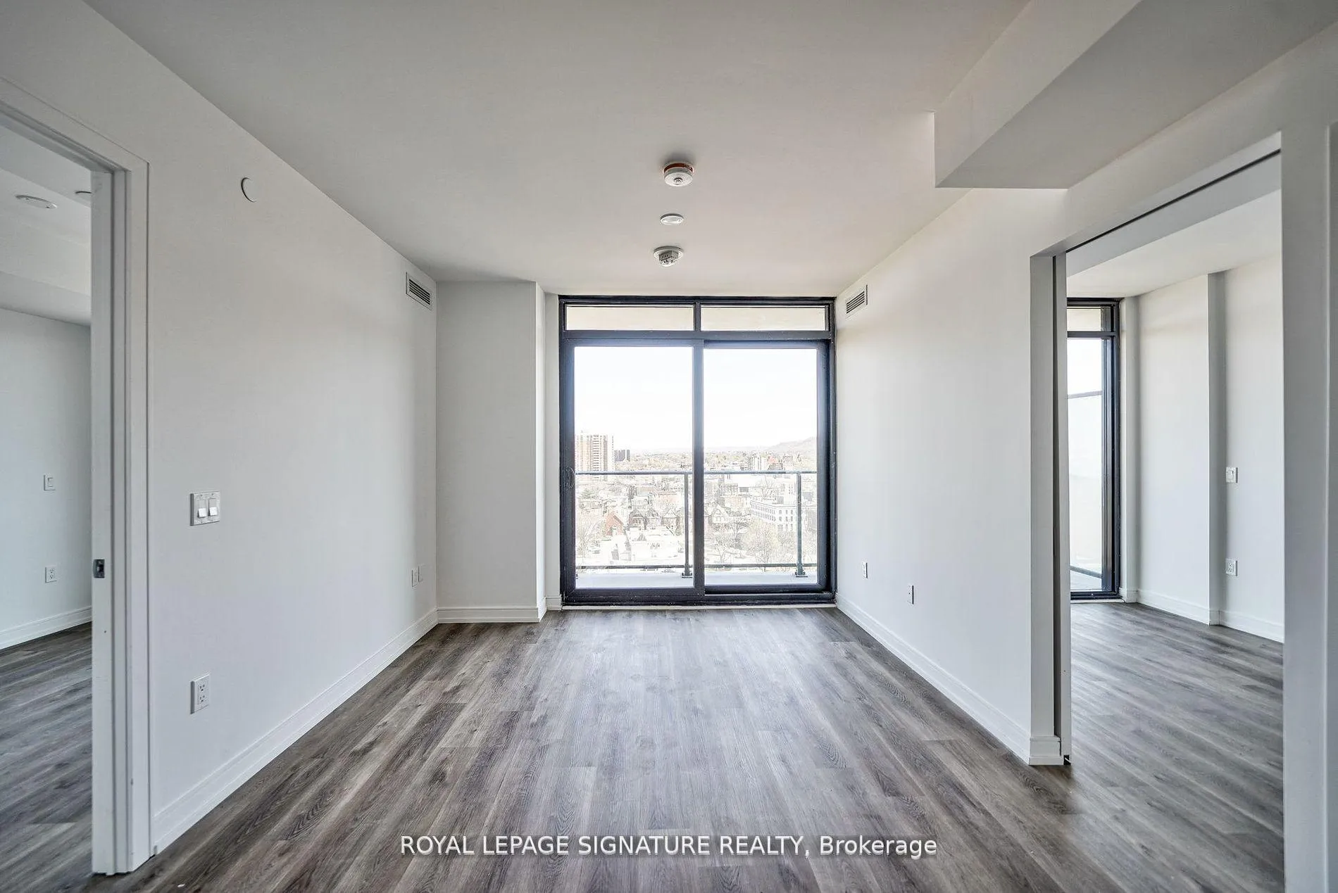 Photo 11 of Unit 1421, 1 Jarvis Street, Hamilton, Beasley — HOMEH