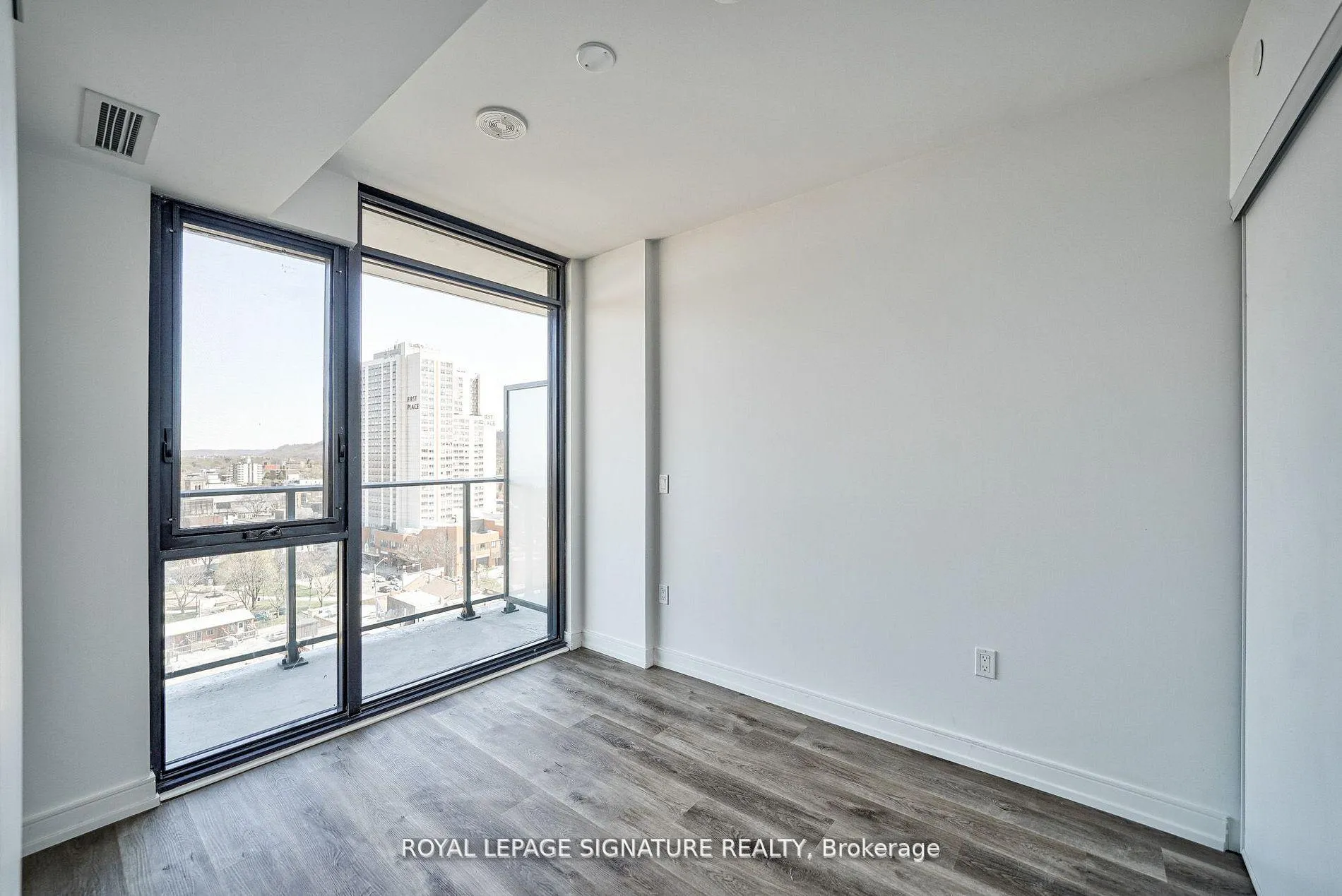 Photo 15 of Unit 1421, 1 Jarvis Street, Hamilton, Beasley — HOMEH