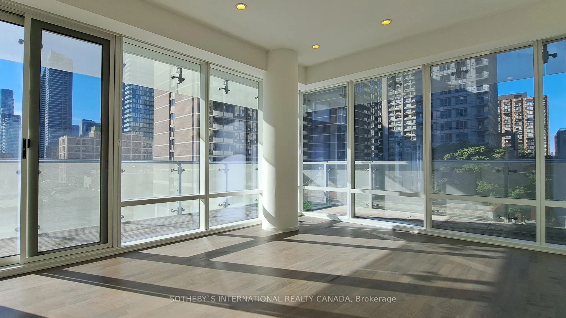 Photo 10 of Unit 310, 1 Bloor Street E, Toronto, Church-Yonge Corridor — HOMEH