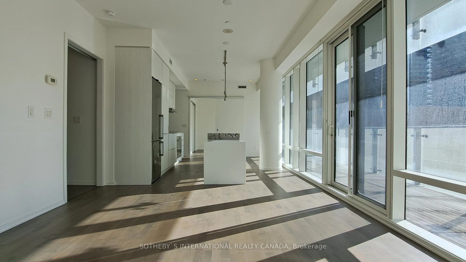 Photo 12 of Unit 310, 1 Bloor Street E, Toronto, Church-Yonge Corridor — HOMEH