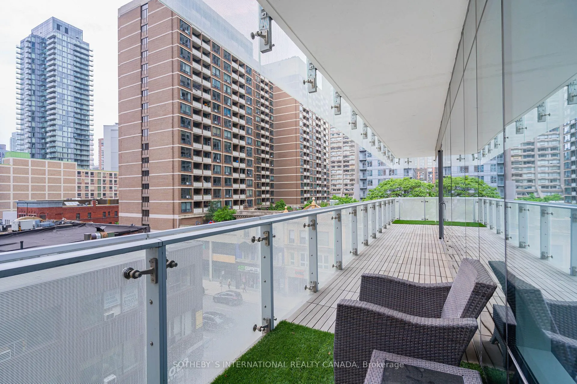 Photo 27 of Unit 310, 1 Bloor Street E, Toronto, Church-Yonge Corridor — HOMEH