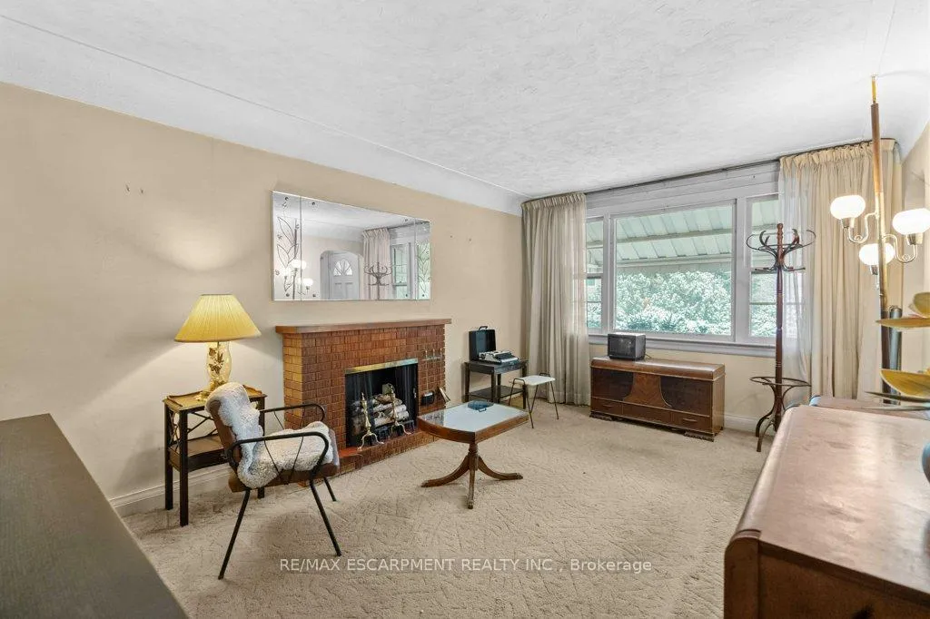 Photo 11 of 1A Cameron Avenue, Hamilton, Cootes Paradise — HOMEH