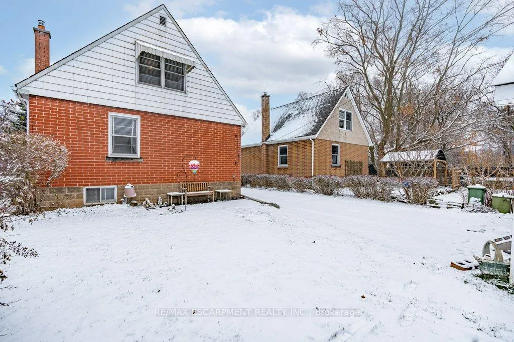 Photo 35 of 1A Cameron Avenue, Hamilton, Cootes Paradise — HOMEH