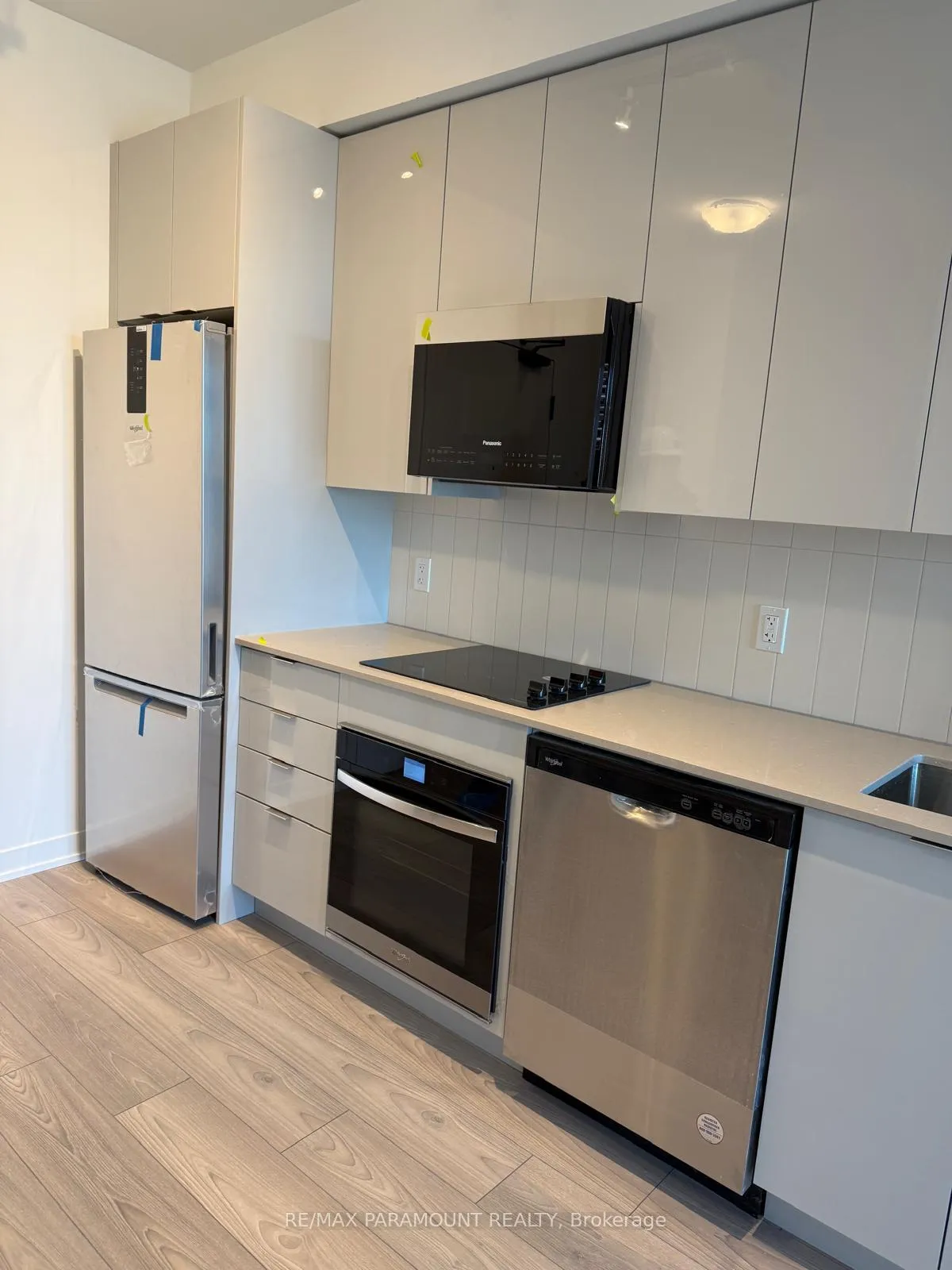 Photo 1 of Unit 409, 474 Caldari Road, Vaughan, Concord — HOMEH