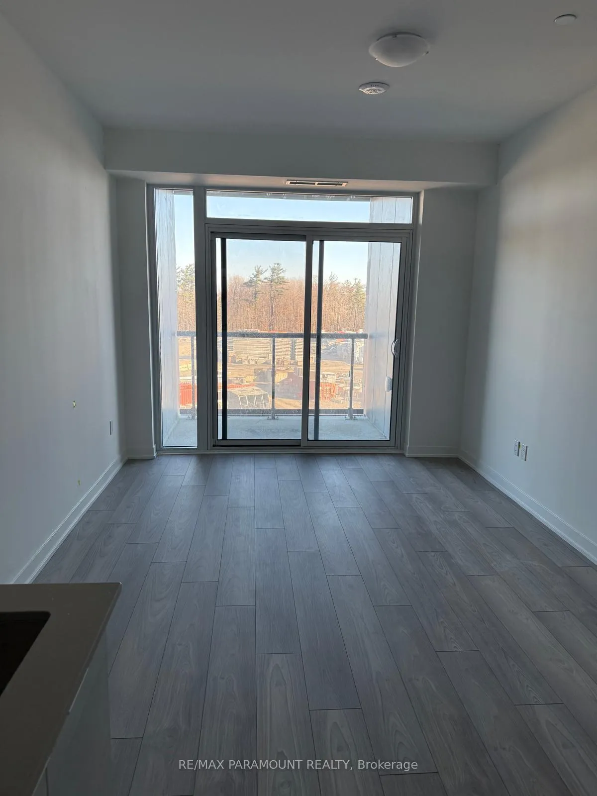 Photo 10 of Unit 409, 474 Caldari Road, Vaughan, Concord — HOMEH