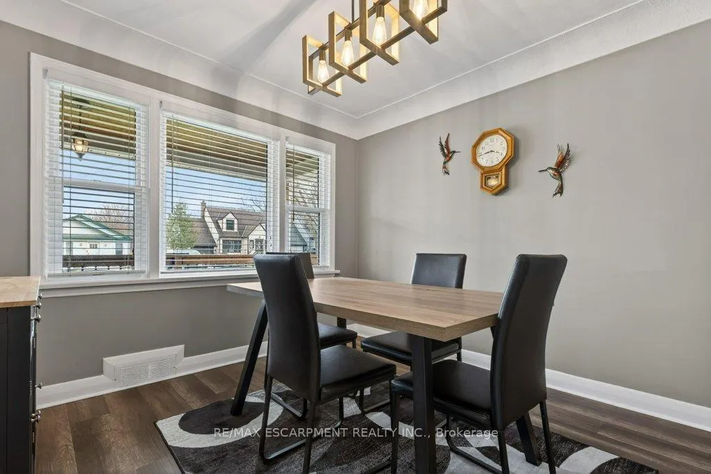Photo 8 of 4254 Crescent Avenue, Lincoln, Beamsville — HOMEH