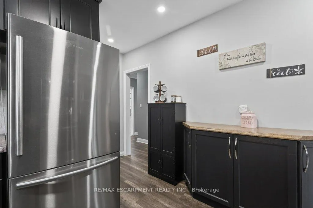 Photo 12 of 4254 Crescent Avenue, Lincoln, Beamsville — HOMEH