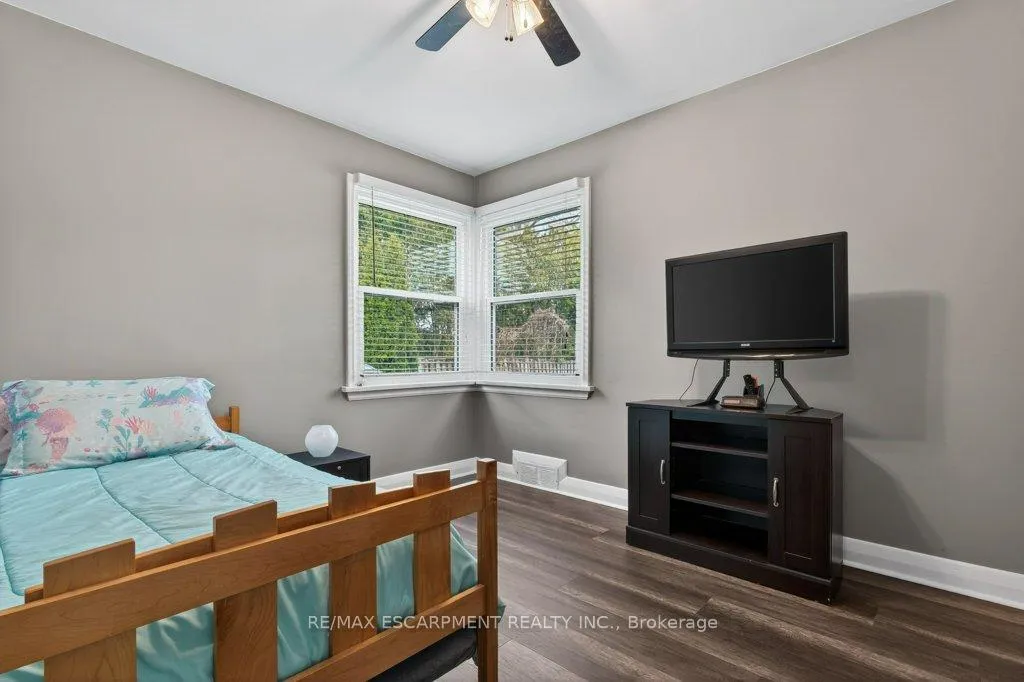 Photo 19 of 4254 Crescent Avenue, Lincoln, Beamsville — HOMEH