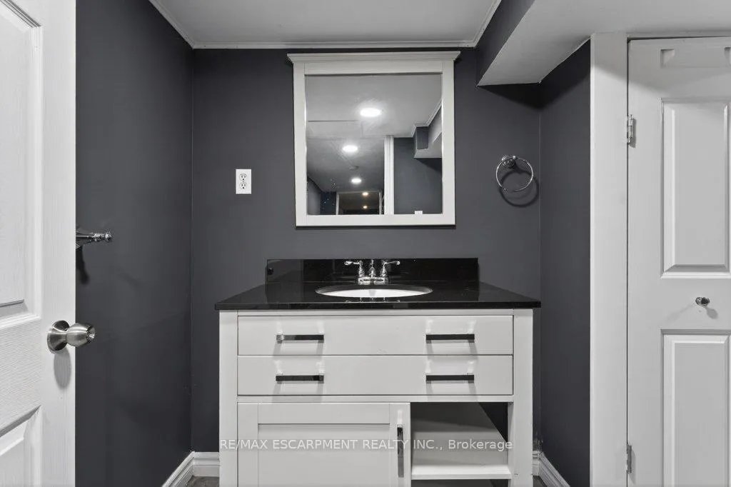Photo 26 of 4254 Crescent Avenue, Lincoln, Beamsville — HOMEH
