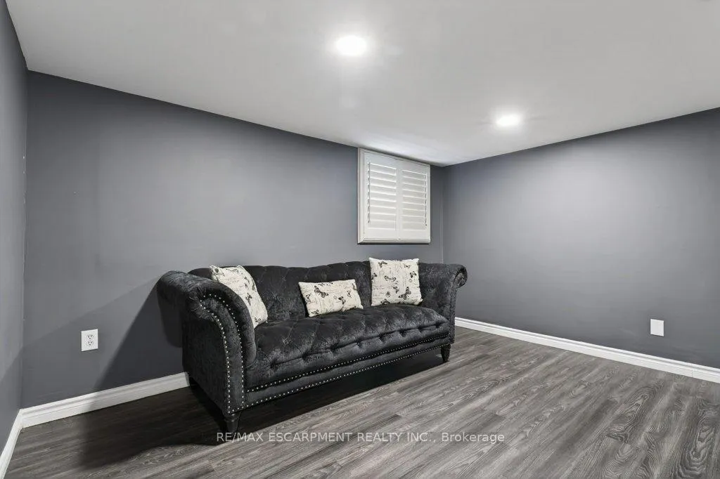 Photo 28 of 4254 Crescent Avenue, Lincoln, Beamsville — HOMEH