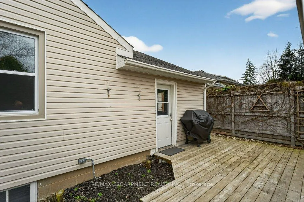 Photo 37 of 4254 Crescent Avenue, Lincoln, Beamsville — HOMEH