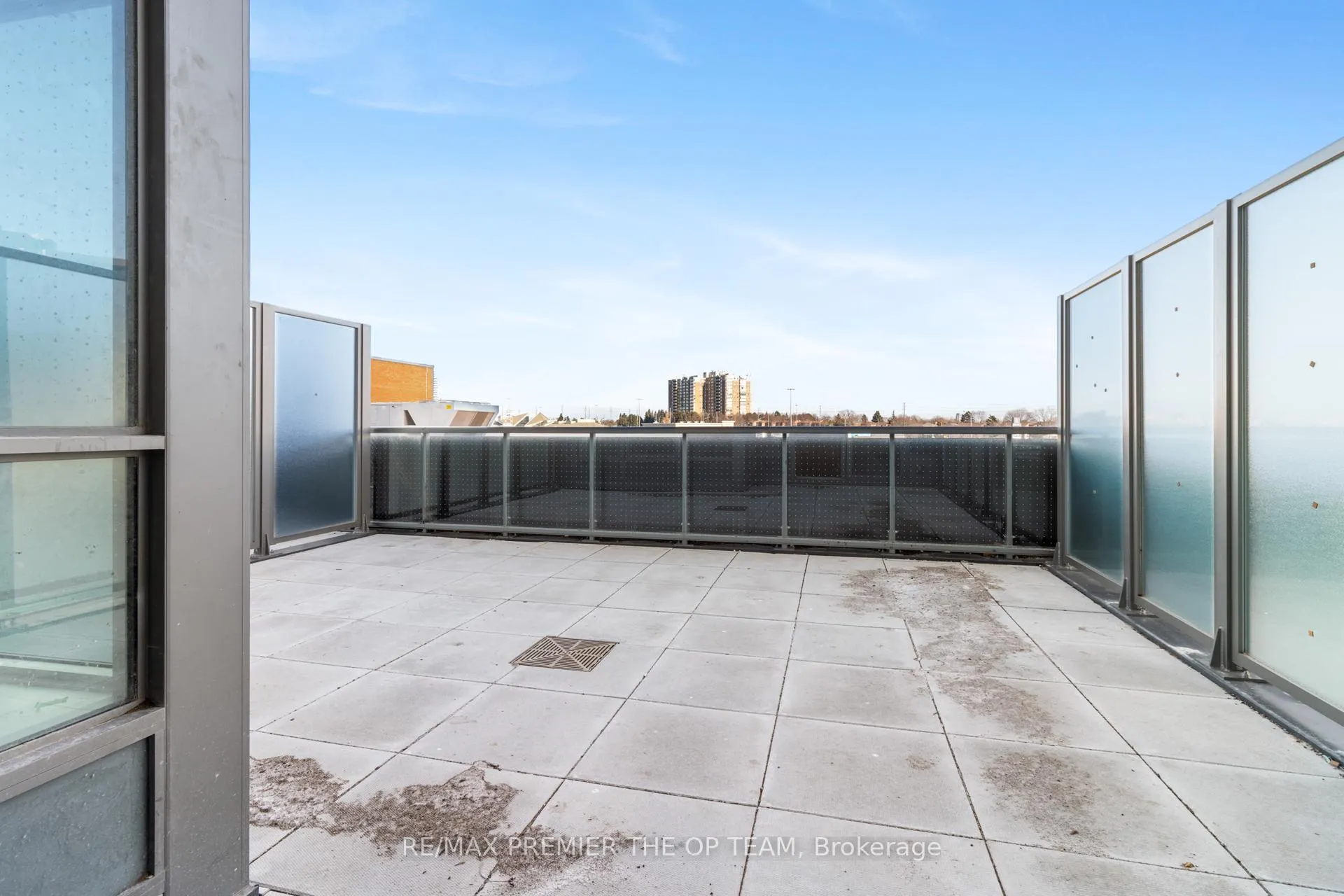Photo 26 of Unit 224, 30 Upper Mall Way, Vaughan, Brownridge — HOMEH