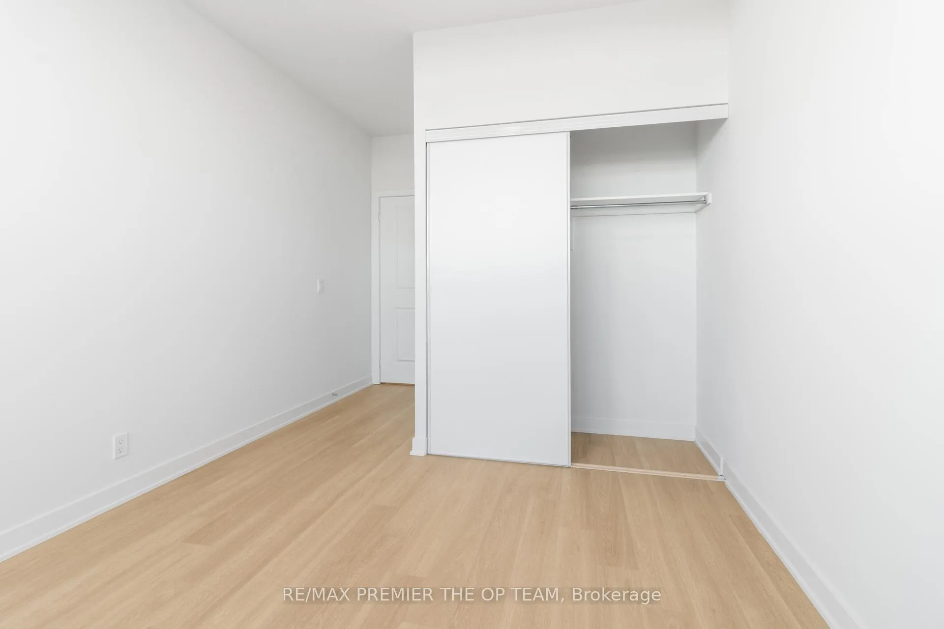 Photo 35 of Unit 224, 30 Upper Mall Way, Vaughan, Brownridge — HOMEH