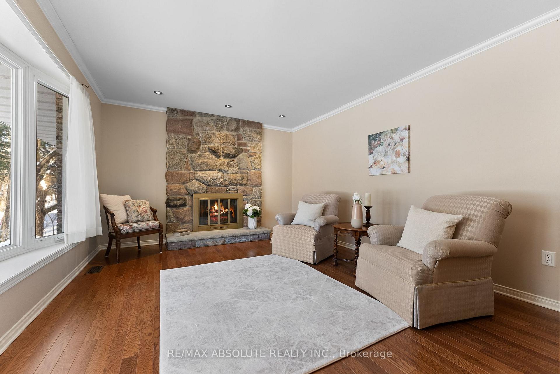 Photo 9 of 118 Resthaven Avenue, Ottawa, Constance Bay — HOMEH