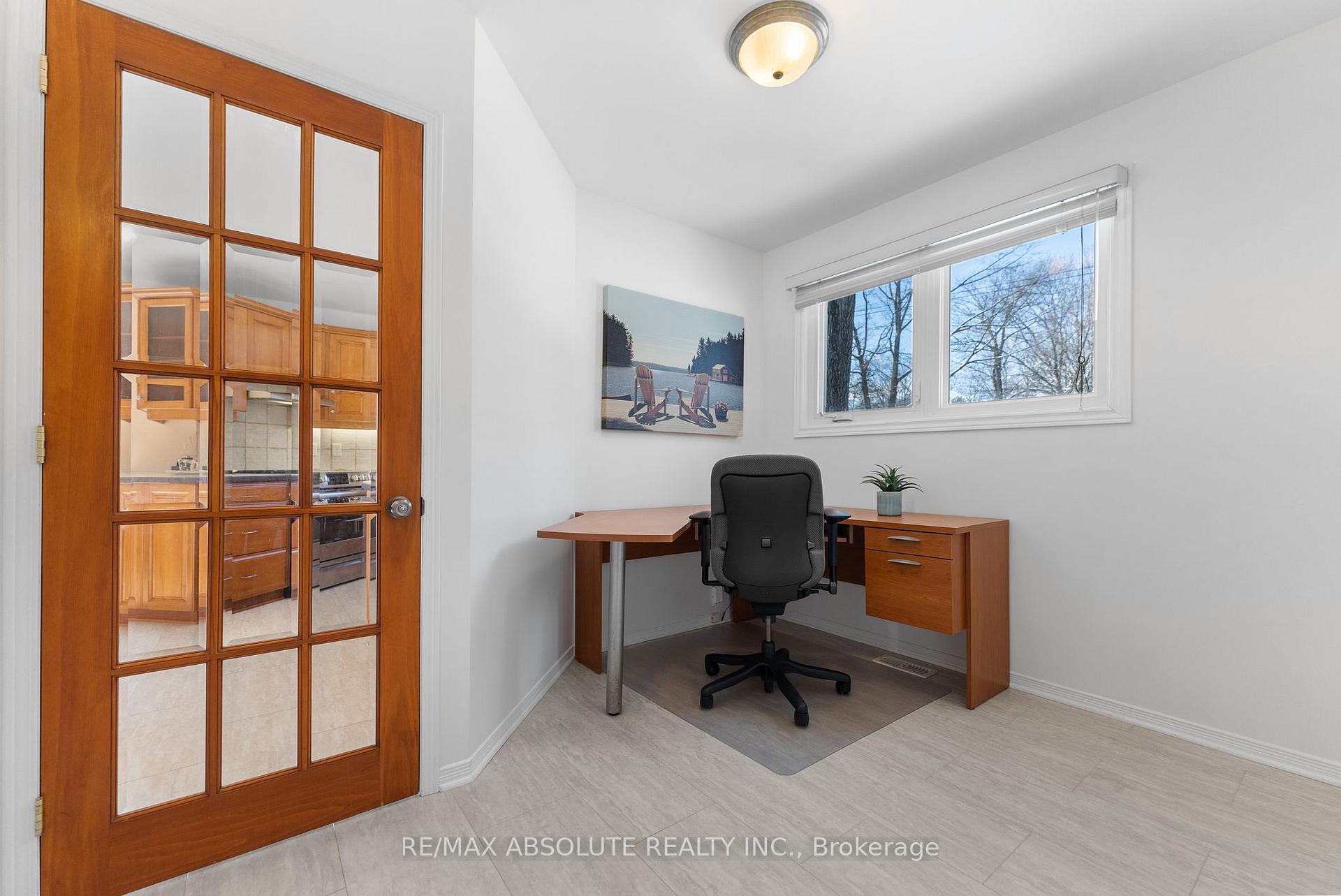 Photo 10 of 118 Resthaven Avenue, Ottawa, Constance Bay — HOMEH