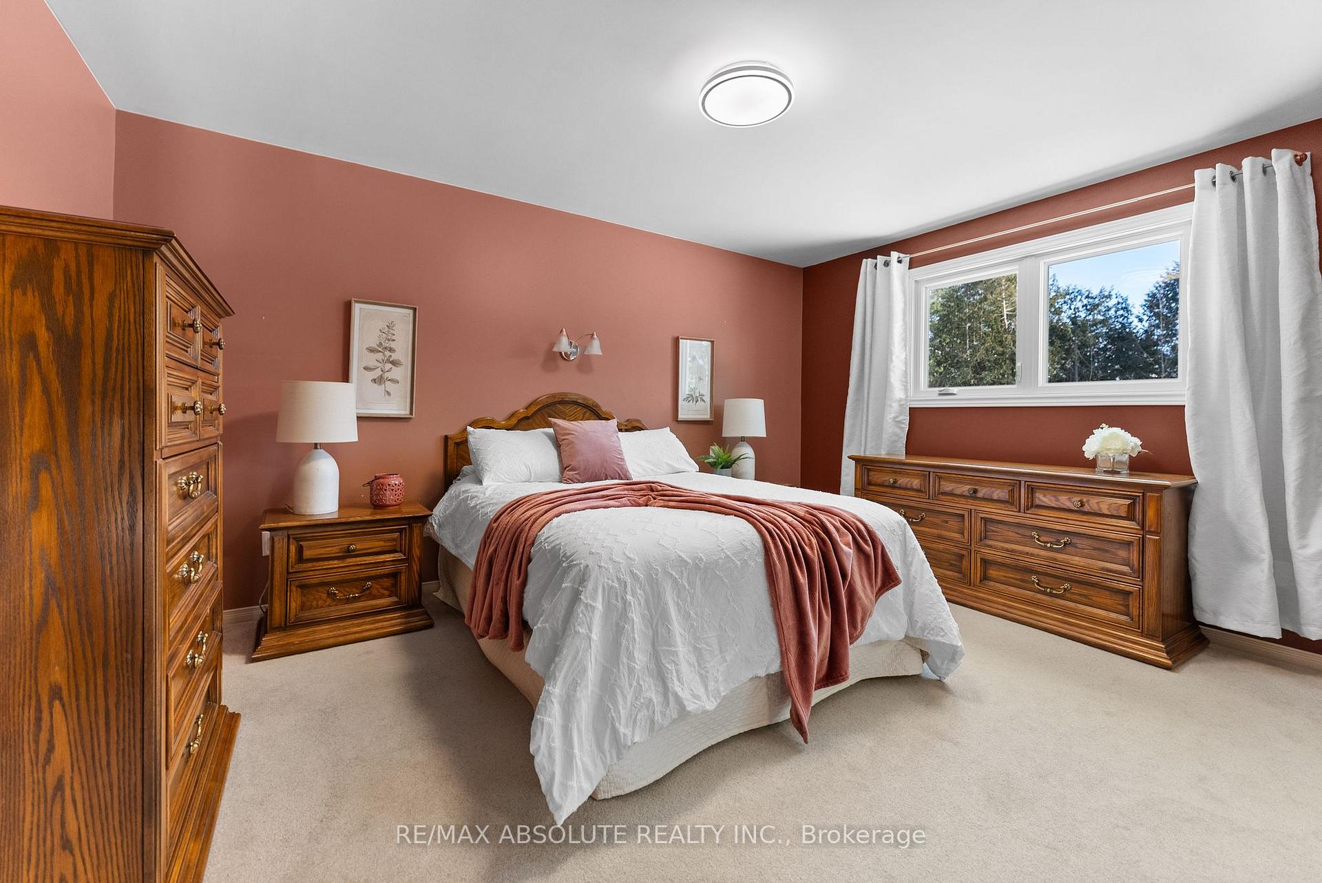 Photo 18 of 118 Resthaven Avenue, Ottawa, Constance Bay — HOMEH