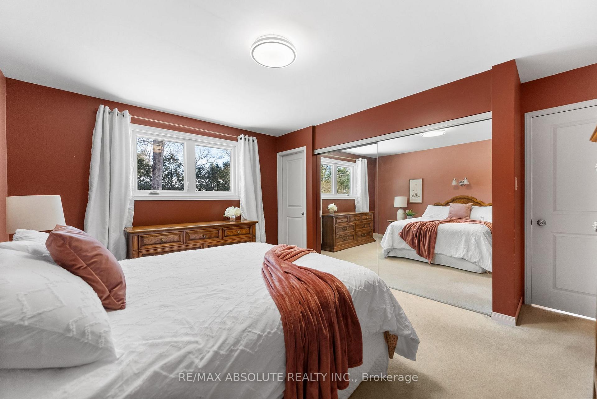 Photo 19 of 118 Resthaven Avenue, Ottawa, Constance Bay — HOMEH