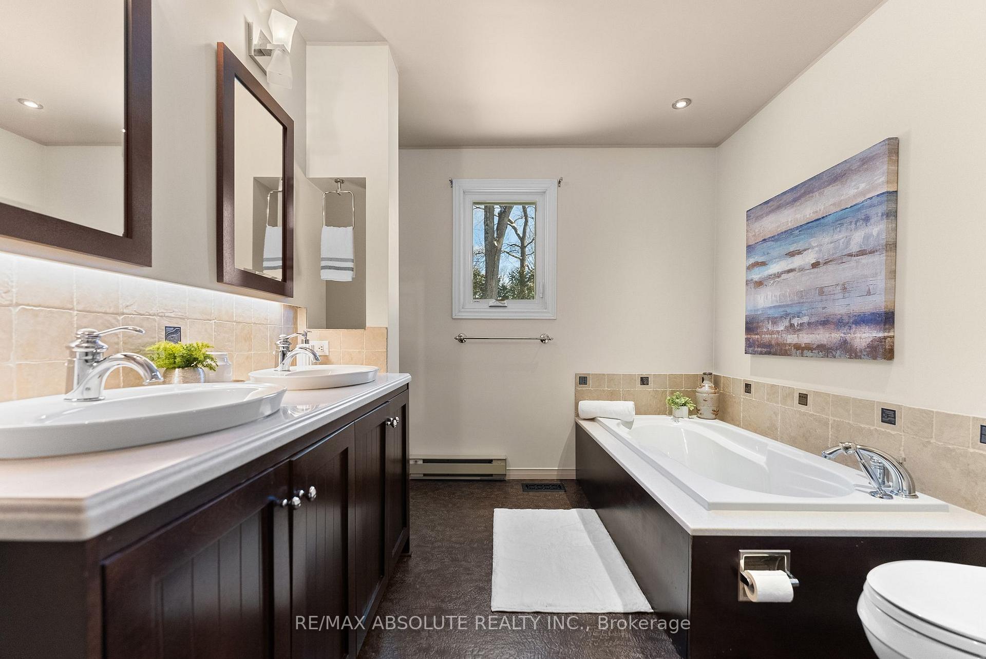 Photo 20 of 118 Resthaven Avenue, Ottawa, Constance Bay — HOMEH