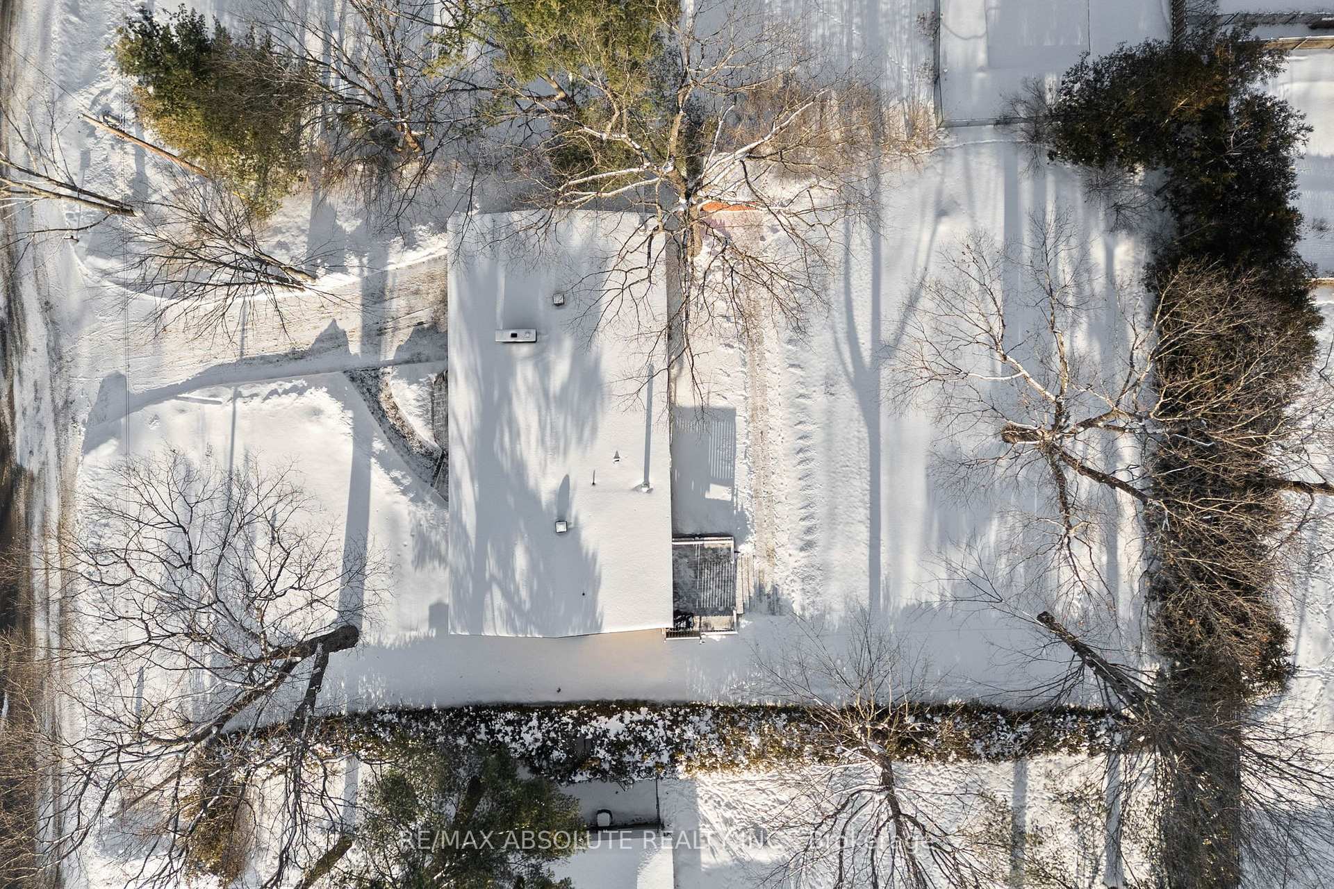 Photo 39 of 118 Resthaven Avenue, Ottawa, Constance Bay — HOMEH