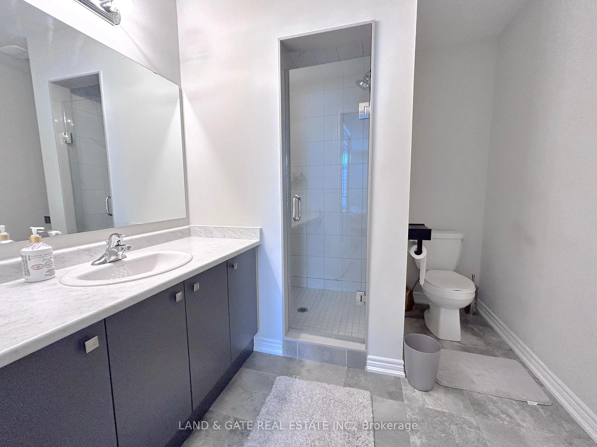 Photo 19 of Unit 11, 40 Zinfandel Drive W, Hamilton, Winona — HOMEH